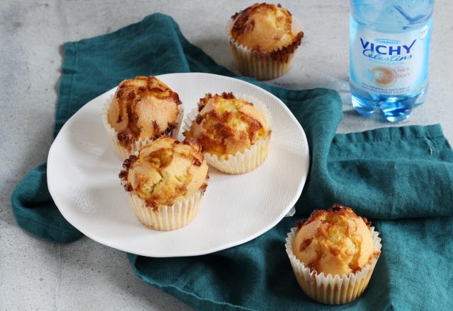 Muffins au chocolat blanc, noisettes et eau minérale