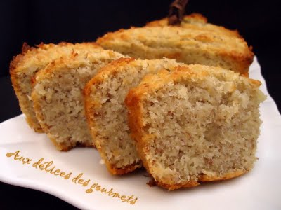 Mini cakes à la banane et à la noix de coco