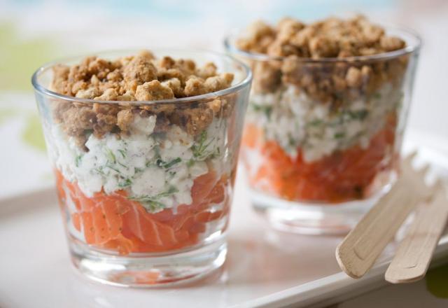 Tartare de Saumon, Cottage Cheese aux Herbes, Crumble à la Moutarde