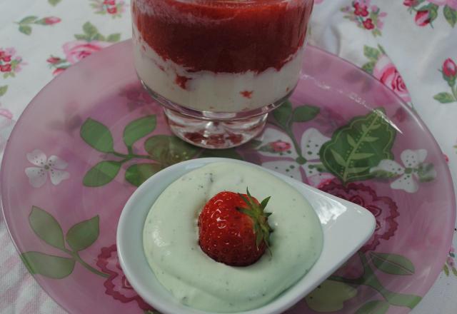 Fraises et lait d'amandes avec sa mousse de menthe