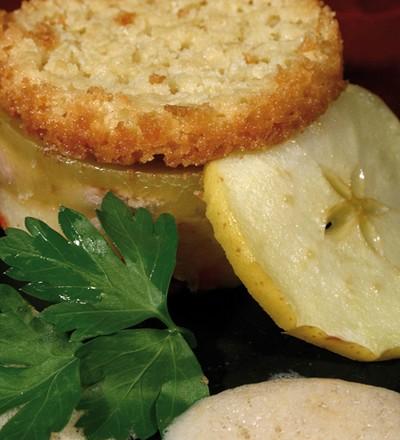 Foie gras de canard du Sud-ouest en crumble de pommes