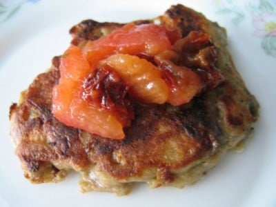 Petites crêpes d'aubergines et concassée de tomates