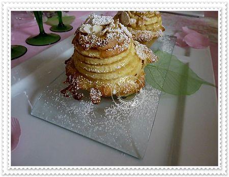 Gâteau individuel aux pommes et à la cannelle