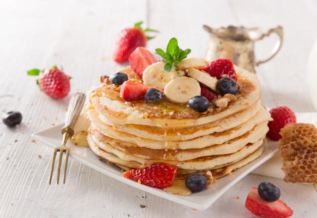 Cette diététicienne partage sa recette de pancakes sains et rassasiants avec seulement 4 ingrédients