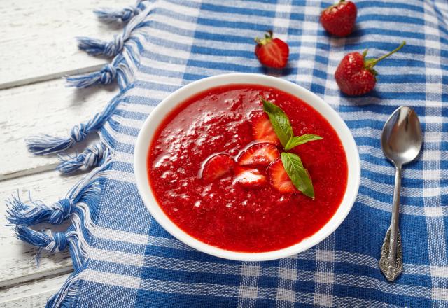 Soupe de fraises menthe gingembre