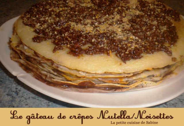 Gâteau de crêpes au nutella et noisettes