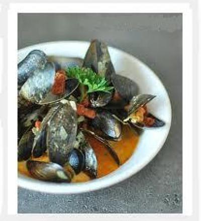 Moules au curcuma