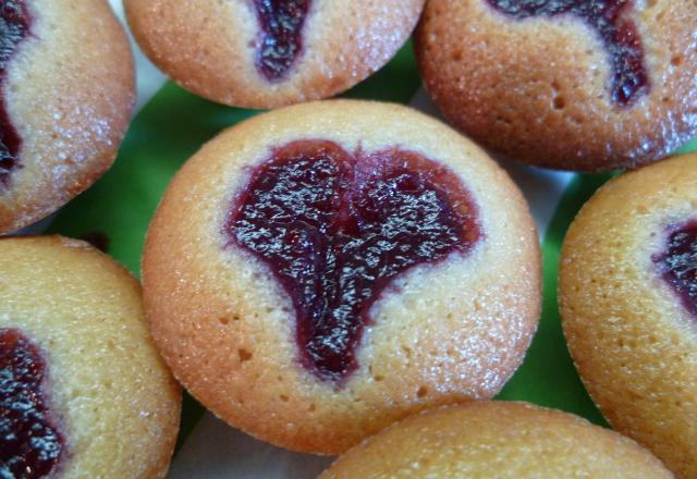 Financiers au miel et aux framboises et son coulis de framboise