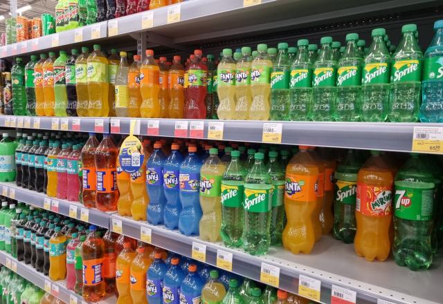 Pourquoi le prix des bouteilles de Coca-Cola, Sprite et Fanta pourrait augmenter dès février ?