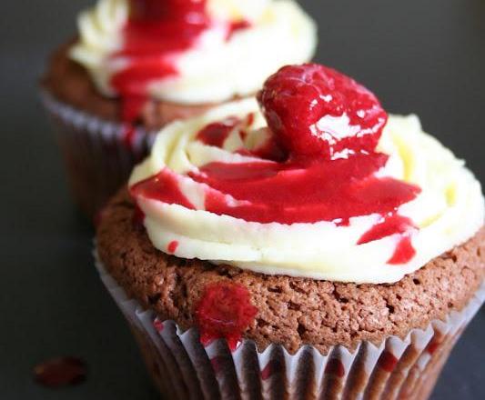 Cupcakes chocolat, mascarpone et framboises