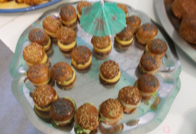 Mini burgers apéritif au foie gras et au saucisson