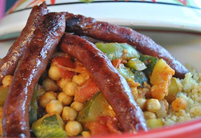 Tajine de merguez, légumes et semoule