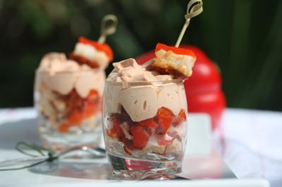 Verrine de lotte aux poivrons confits et chorizo chantilly poivron framboise