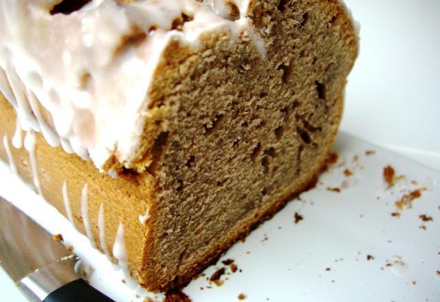 Cake au vin rouge et aux épices