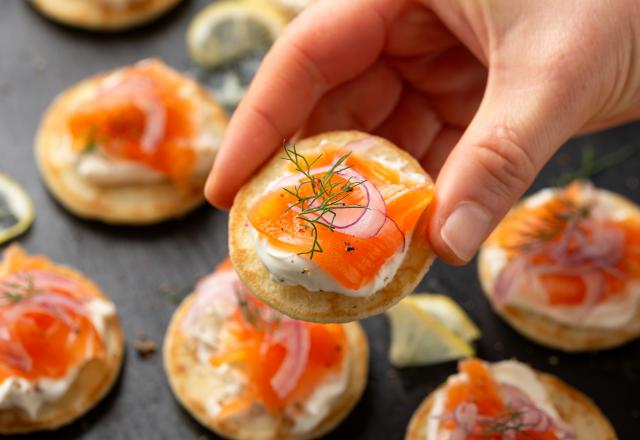 Que mettre sur des blinis pour votre apéro de Noël ?