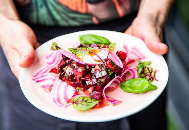 Tartare de betterave, jaune d'œuf mariné