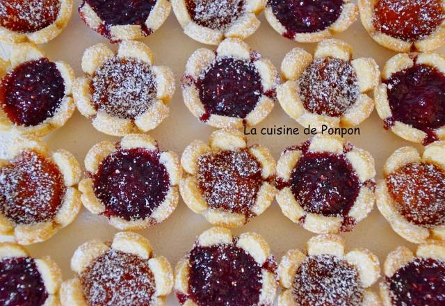 Sablés fleurs à la confiture