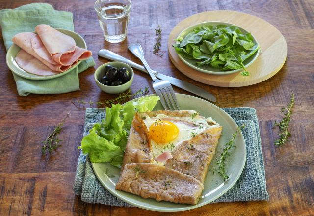 Galettes bretonnes complètes, au jambon, gruyère et oeuf