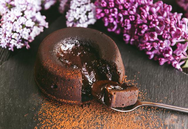 Fondant au chocolat : une diététicienne partage sa recette et son ingrédient secret pour une préparation gourmande mais équilibrée !