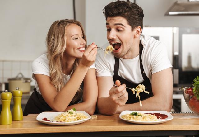 Manger des féculents le soir fait-il grossir ?