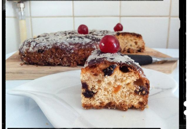 Barm brack irlandais oranges confites et raisins secs de corinthe