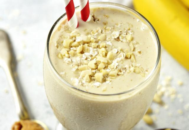 Smoothie à la banane et au beurre de cacahuètes