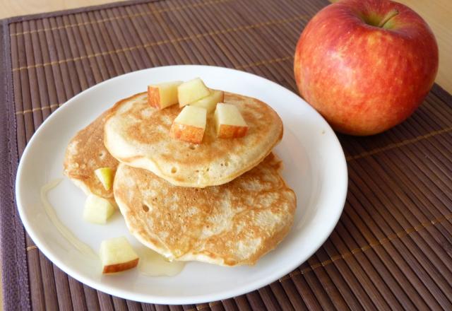 Pancakes à la pomme Antarès et coulis d'agave