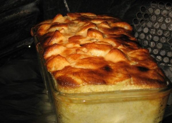 Gâteau au yaourt et aux pommes inratable