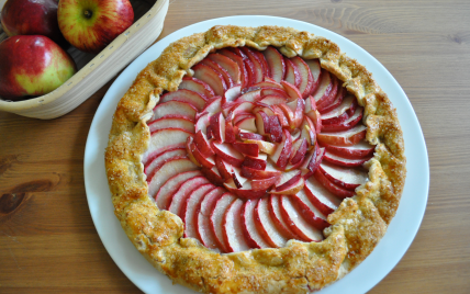 Galette aux pommes rouges