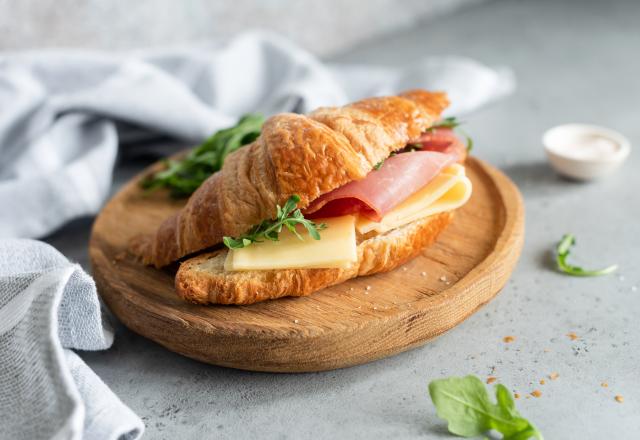 Ce chef vous montre comment recycler vos croissants de la veille en un plat ultra-gourmand !