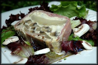 Terrine printanière au roquefort