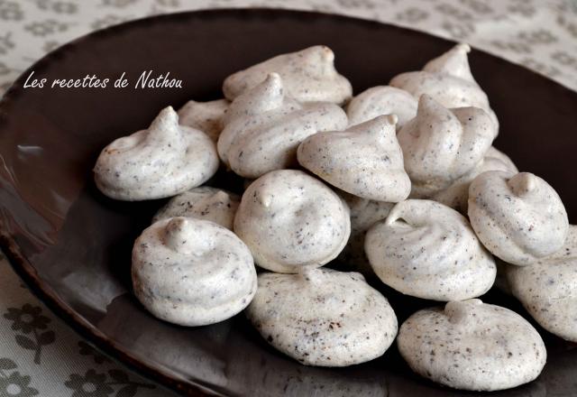 Meringues maison au chocolat râpé