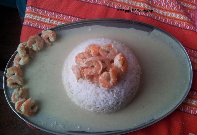 Riz thai sauce coco et curry crevettes