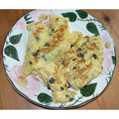 Omelette sucrée aux raisins et pain d'épice