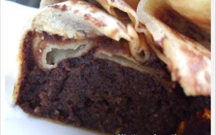 Moelleux au chocolat sur lit d'amandes