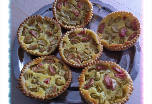 TARTELETTES à LA RHUBARBE AVEC MOULE FLEXIPAN