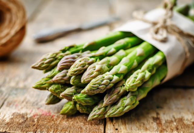 Ce chef italien dévoile son astuce pour avoir des asperges savoureuses à la fois croquantes et fondantes