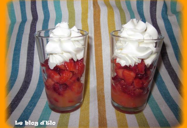 Verrine aux fruits et sa chantilly