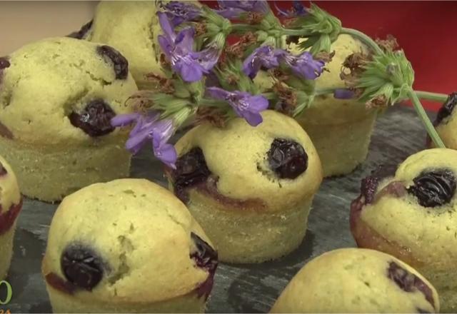 Muffins pistache-myrtille-violette