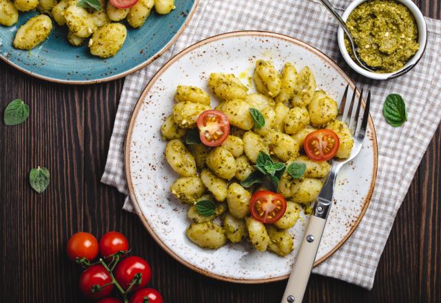 Gnocchis minute au pesto et tomates cerises