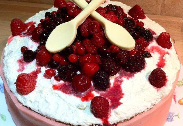 Gâteau aux fruits rouges