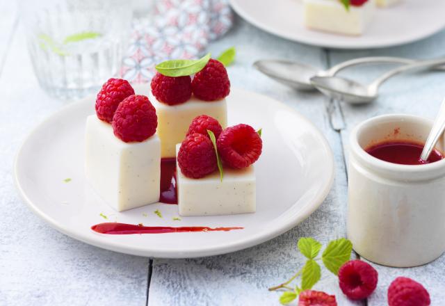 Entremet Carré Frais© 0 %  à la vanille Bourbon et framboises à la verveine