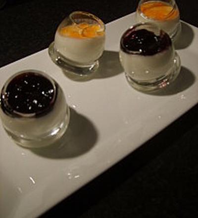 Duo de panna cotta de fromage de brebis basque