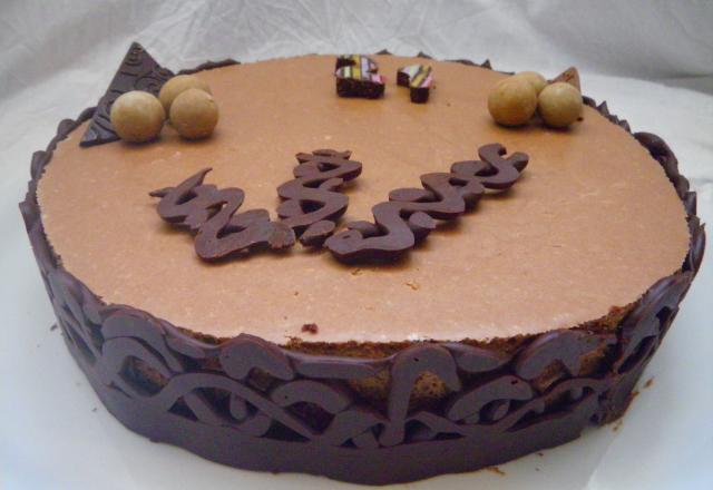 Entremet croquant et fondant tout chocolat