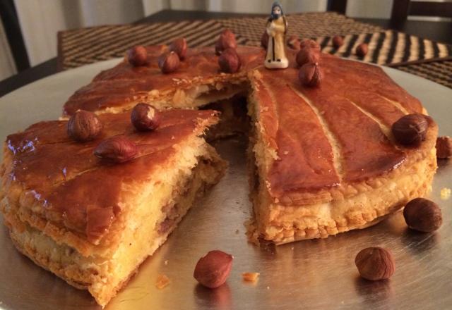 Galette des rois praliné et crème d'amande