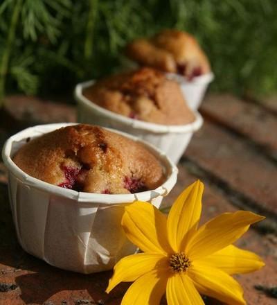 Muffins aux framboises du jardin, parfum de pandan