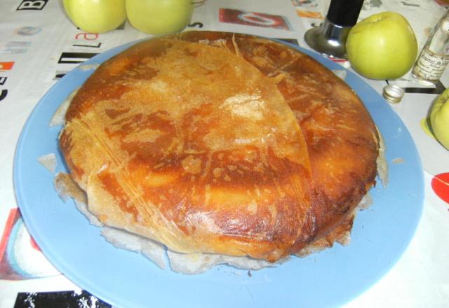 Croustillant de brick aux pommes et à la crème d'amandes