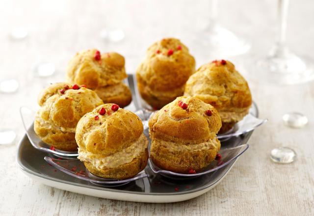 Choux fourrés au foie gras et aux épices