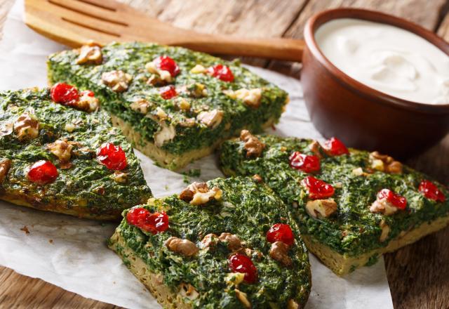 “Pour recycler les herbes qui font un peu la tête” : François-Régis Gaudry nous partage la recette du kuku sabzi, une galette perse riche en saveurs