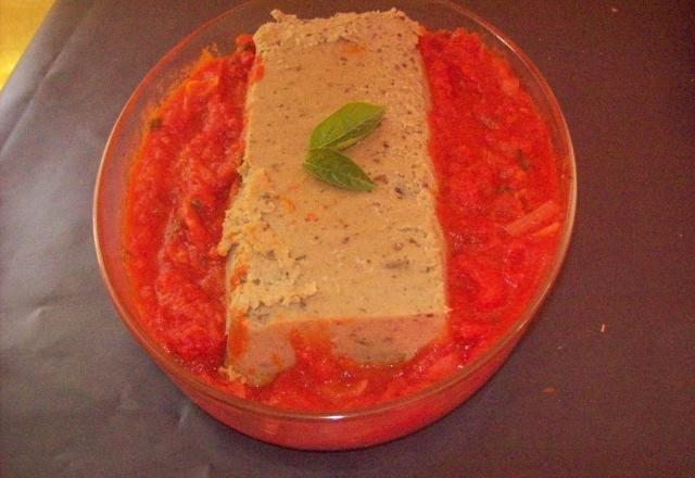 Terrine d'aubergine à la sauce tomate